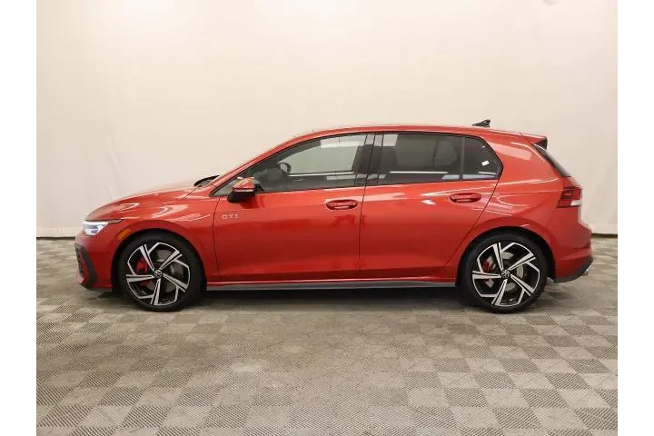 $35995 : Volkswagen Golf GTI 2025 SE image 6