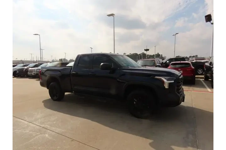 $37999 : Toyota Tundra 2023 4x4 SR5 4 image 7