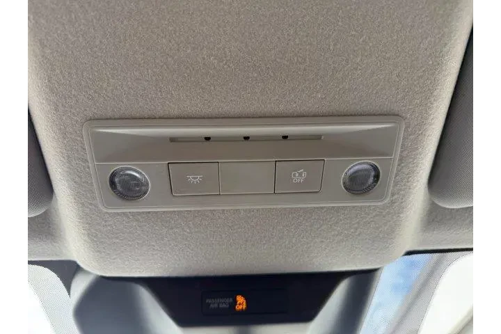 $19981 : Nissan Kicks 2025 SV 4dr Cro image 10