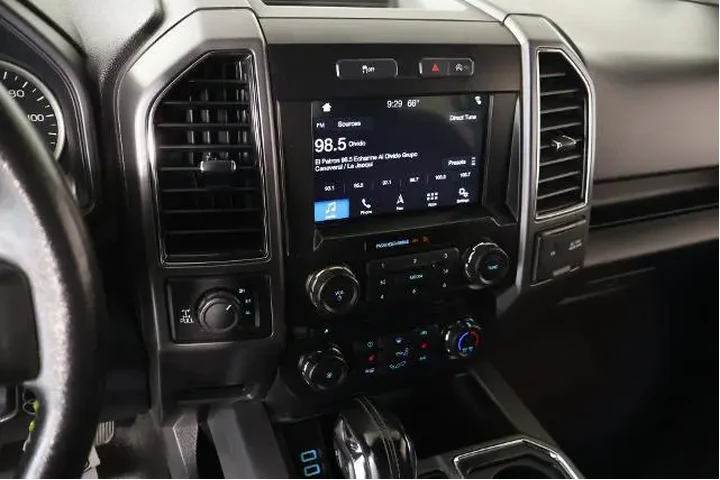 $28250 : Ford F-150 2018 4x4 Lariat 4 image 5