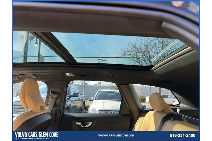 $27500 : Volvo XC60 2021 AWD T5 Inscr image 10