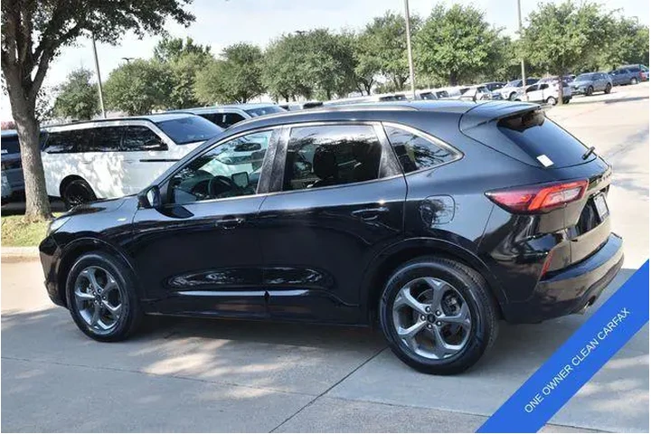 $19987 : Ford Escape 2023 ST-Line 4dr image 10