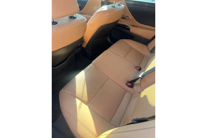 $33988 : Lexus ES 350 2022 4dr Sedan image 6