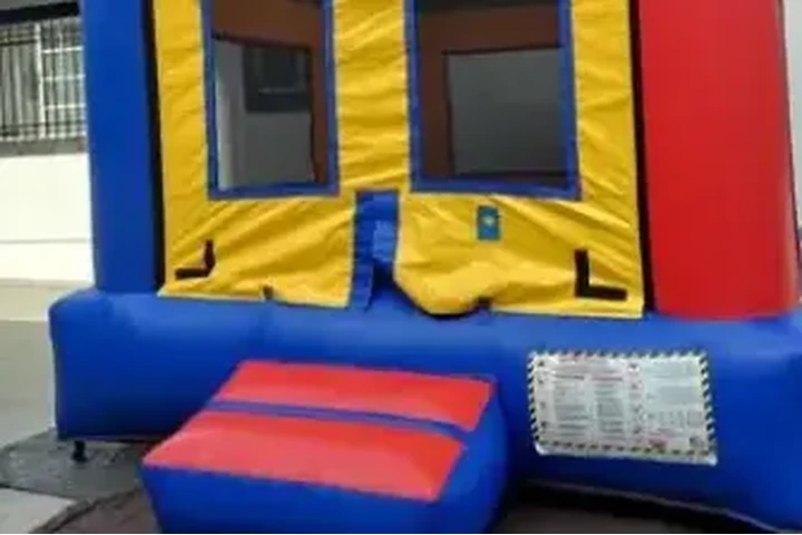 RENTA DE JUMPERS image 4