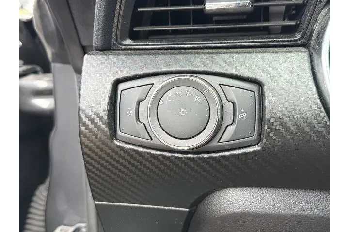 $20950 : Ford Mustang 2021 EcoBoost 2 image 9