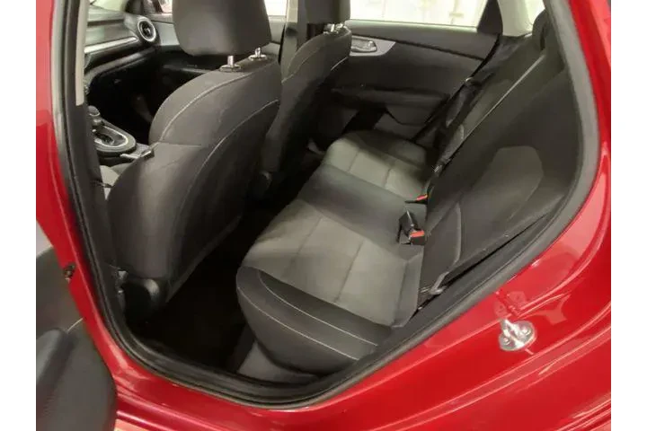 $15585 : Kia Forte 2024 LXS 4dr Sedan image 8
