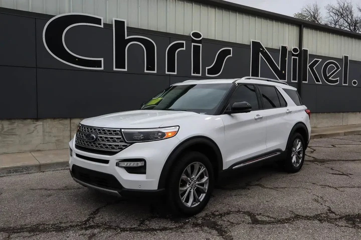 $25988 : 2021 Explorer Limited 4WD image 1