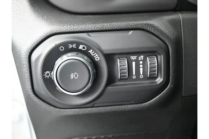 $30200 : Jeep Wrangler Unlimited 2022 image 7