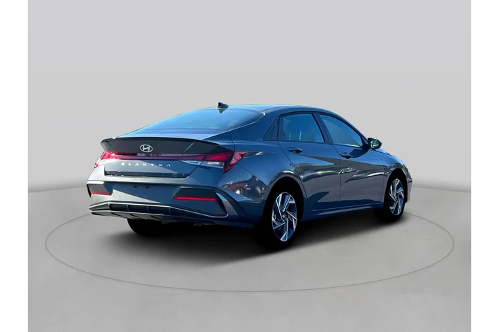 $17420 : Hyundai ELANTRA 2025 SEL Spo image 7