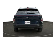 $26175 : Hyundai KONA 2025 AWD SEL 4d thumbnail
