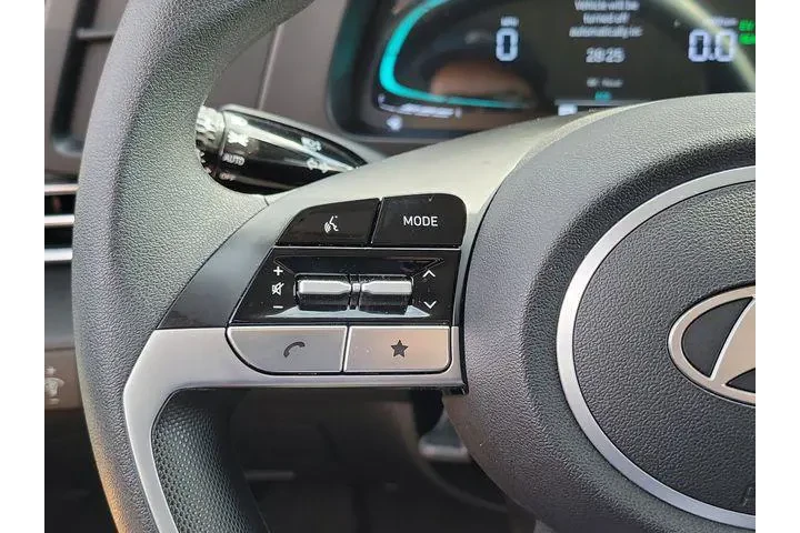 $22565 : Hyundai ELANTRA Hybrid 2025 image 5