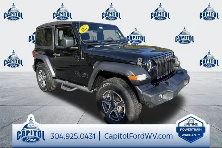 $27545 : Jeep Wrangler 2022 4x4 Sport image 1