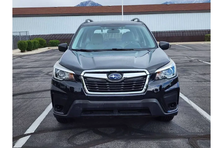 $15700 : 2019 Forester image 4