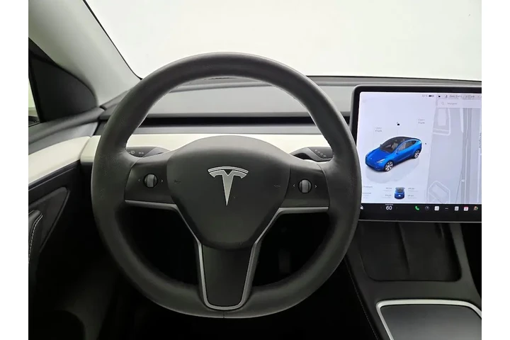 $30998 : Tesla Model Y 2023 AWD Long image 10