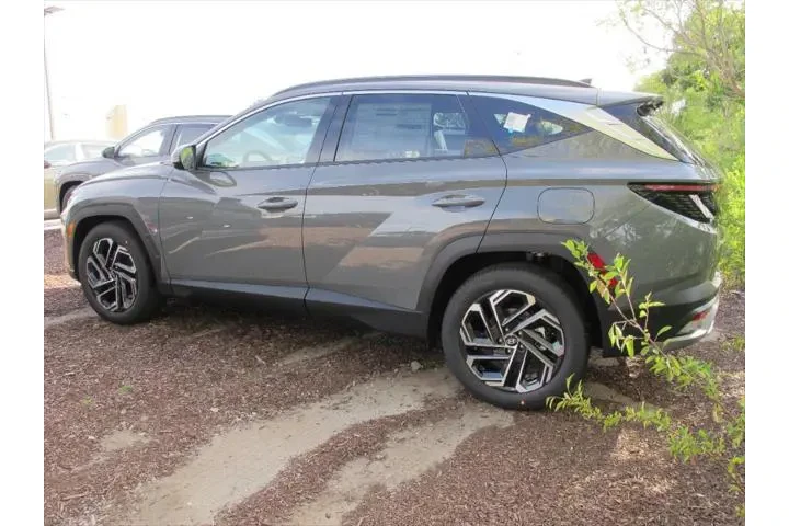 $32990 : Hyundai TUCSON 2025 SEL Conv image 2