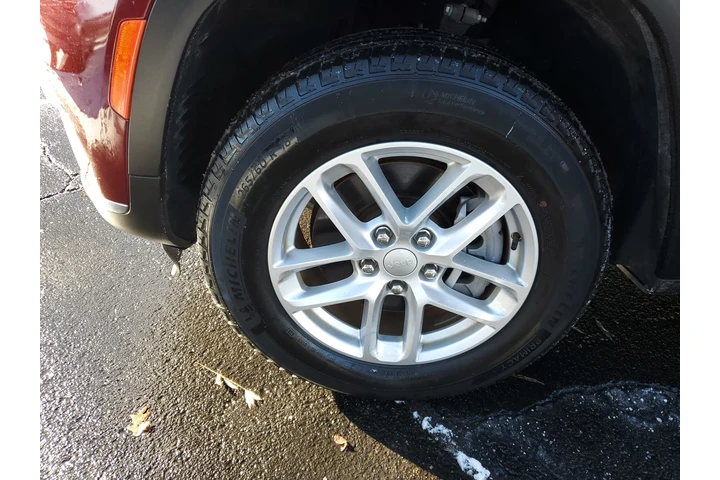 $24495 : Jeep Grand Cherokee L 2023 4 image 8