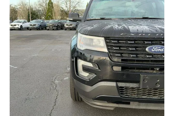 $11900 : Ford Explorer 2016 AWD Sport image 8