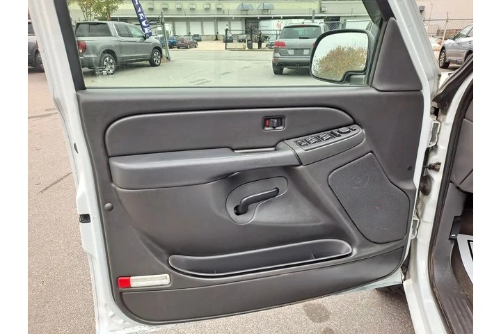 $6900 : 2006 GMC SIERRA 1500 CREW CAB image 1