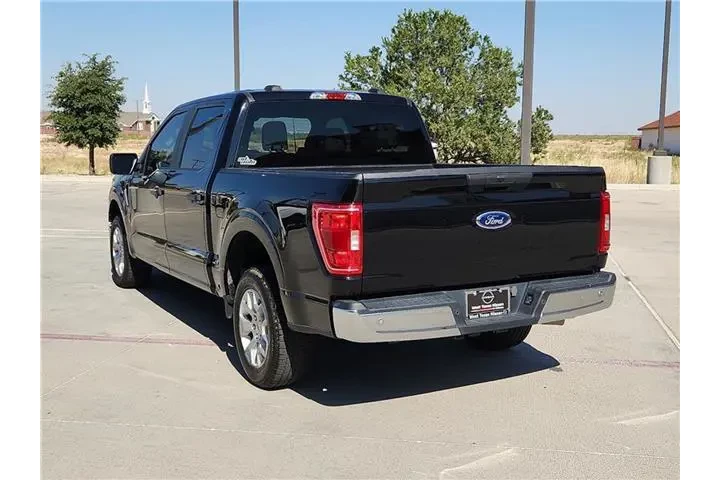 $37852 : Ford F-150 2023 4x2 XL 4dr S image 3