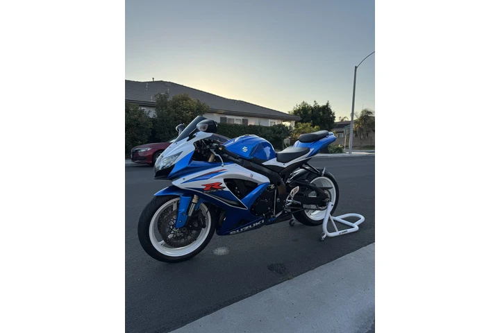 $7000 : Tengo 3 Suzuki gsxr pocas mill image 5