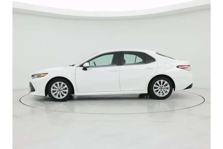 $21998 : Toyota Camry 2018 LE 4dr Sed image 3