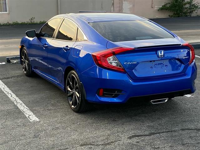$14500 : 2019 Honda Civic Sport image 5