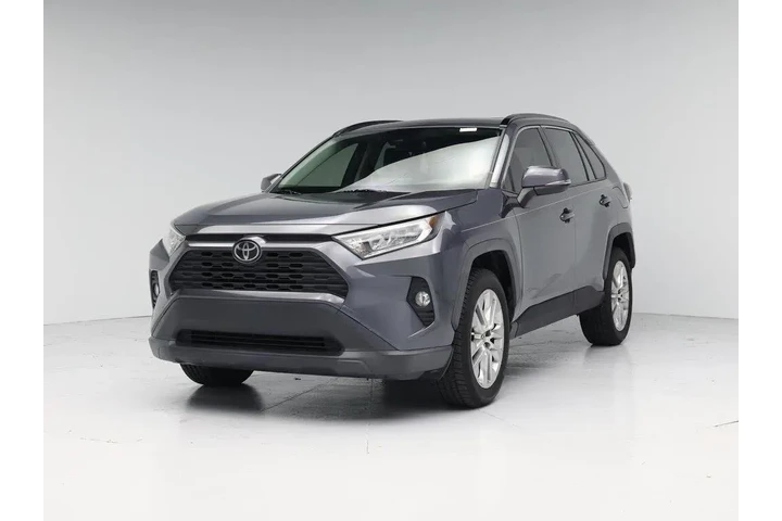 $26998 : Toyota RAV4 2020 AWD XLE Pre image 4