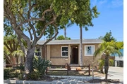 This charming 4 bedroom, 2 en Los Angeles