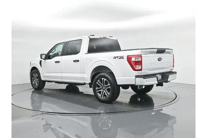 $32700 : Ford F-150 2023 4x2 XL 4dr S image 7