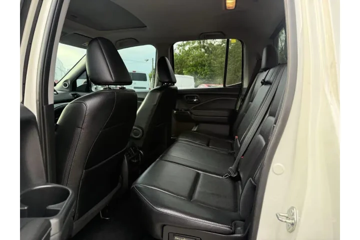 $22495 : 2019 Ridgeline RTL-T image 10