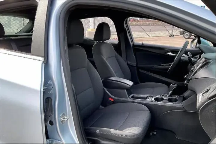 $12760 : Chevrolet Cruze 2017 LT Auto image 8