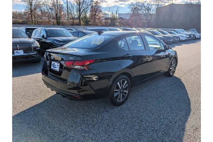 $13000 : Nissan Versa 2021 SV 4dr Sed image 6