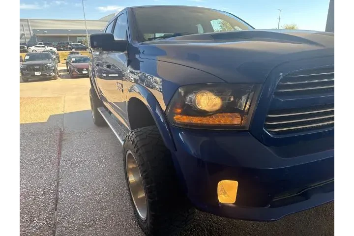 $21422 : Ram 1500 2014 4x2 Sport 4dr image 4