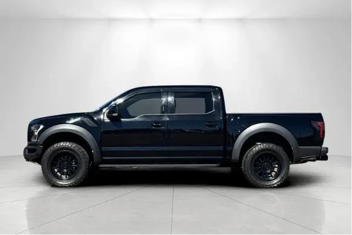 $39995 : Ford F-150 2017 4x4 Raptor 4 image 4