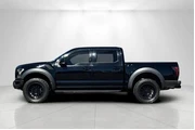 $39995 : Ford F-150 2017 4x4 Raptor 4 thumbnail