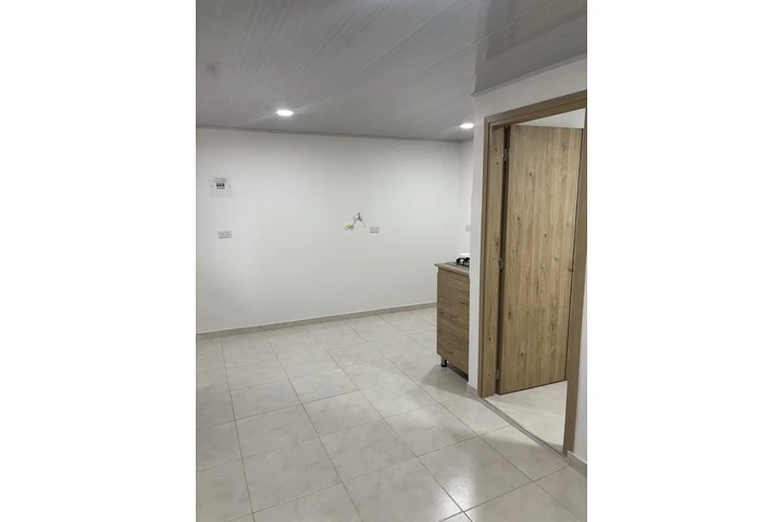 $800000 : Se arrienda Apartaestudio image 10