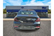 $31995 : Genesis G70 2023 2.0T 4dr Se thumbnail