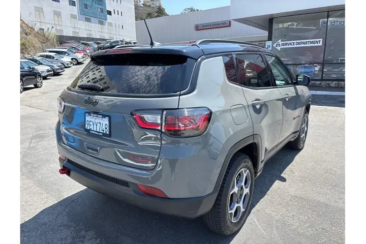 $22388 : Jeep Compass 2022 4x4 Trailh image 7