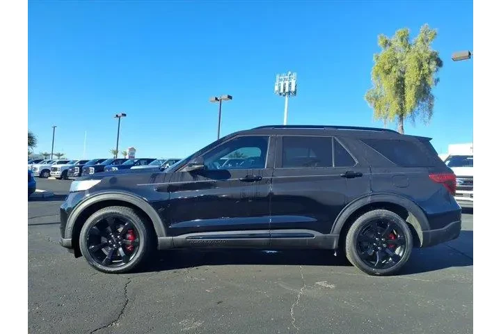 $30343 : Ford Explorer 2020 AWD ST 4d image 3