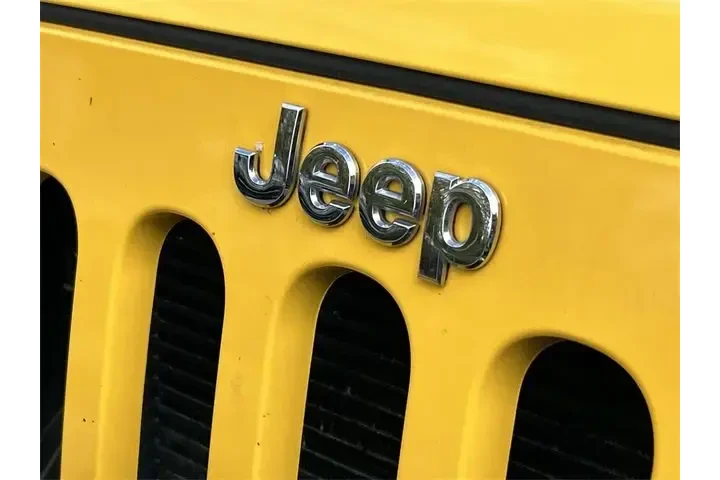 $18637 : Jeep Wrangler Unlimited 2015 image 10