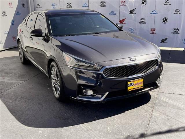 $14995 : Used 2017 Cadenza Premium Sed image 1