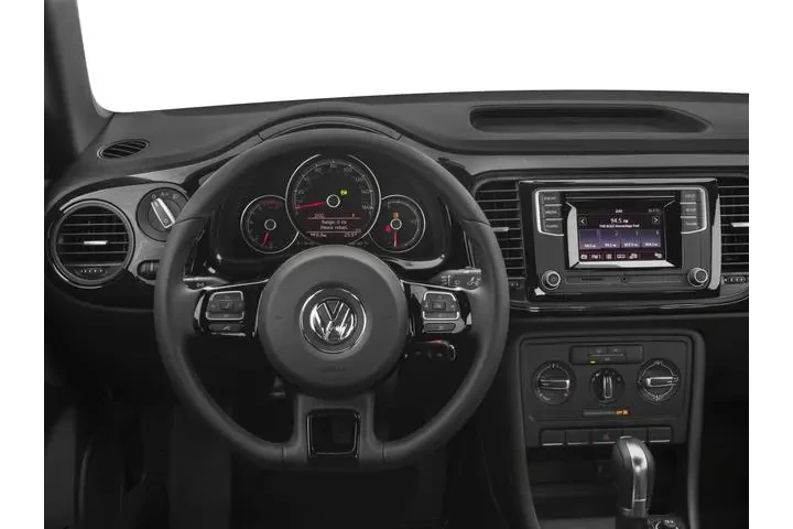 $16971 : Volkswagen Beetle 2018 2.0T image 7