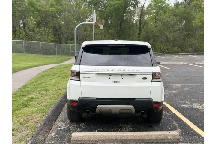 $11750 : 2016 Land Rover Range Rover S image 6