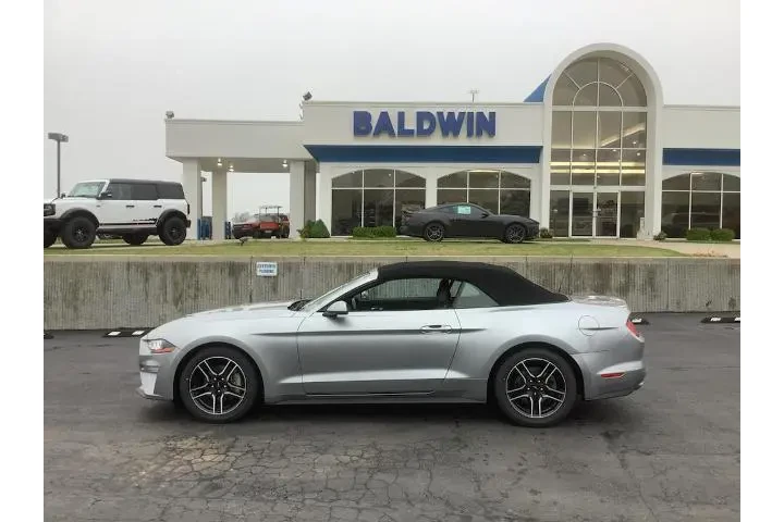 $25950 : Ford Mustang 2023 EcoBoost P image 4