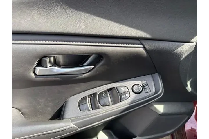 $17992 : Nissan Sentra 2022 SV 4dr Se image 5