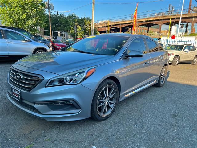 2015 Sonata SPORT image 3