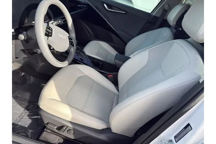 $28995 : Kia Niro 2025 EX 4dr Crossov image 8