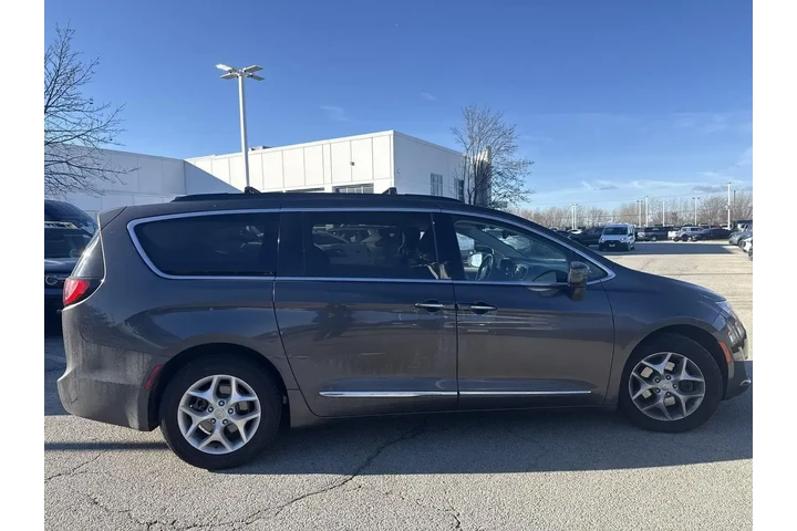$11971 : Chrysler Pacifica 2017 Touri image 7