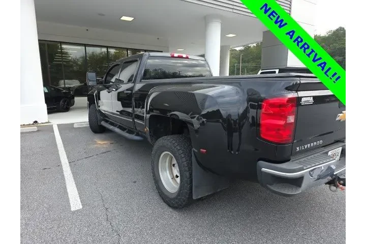 $38039 : Chevrolet Silverado 3500HD 2 image 2