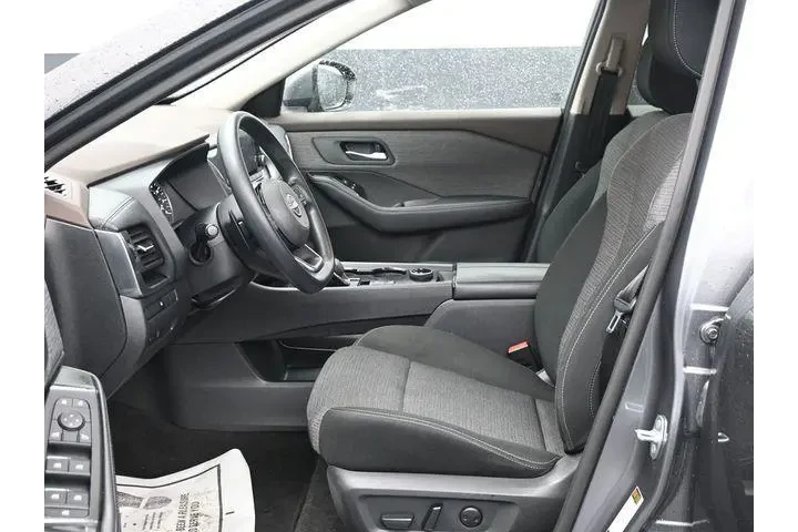 $20750 : Nissan Rogue 2023 AWD SV 4dr image 6